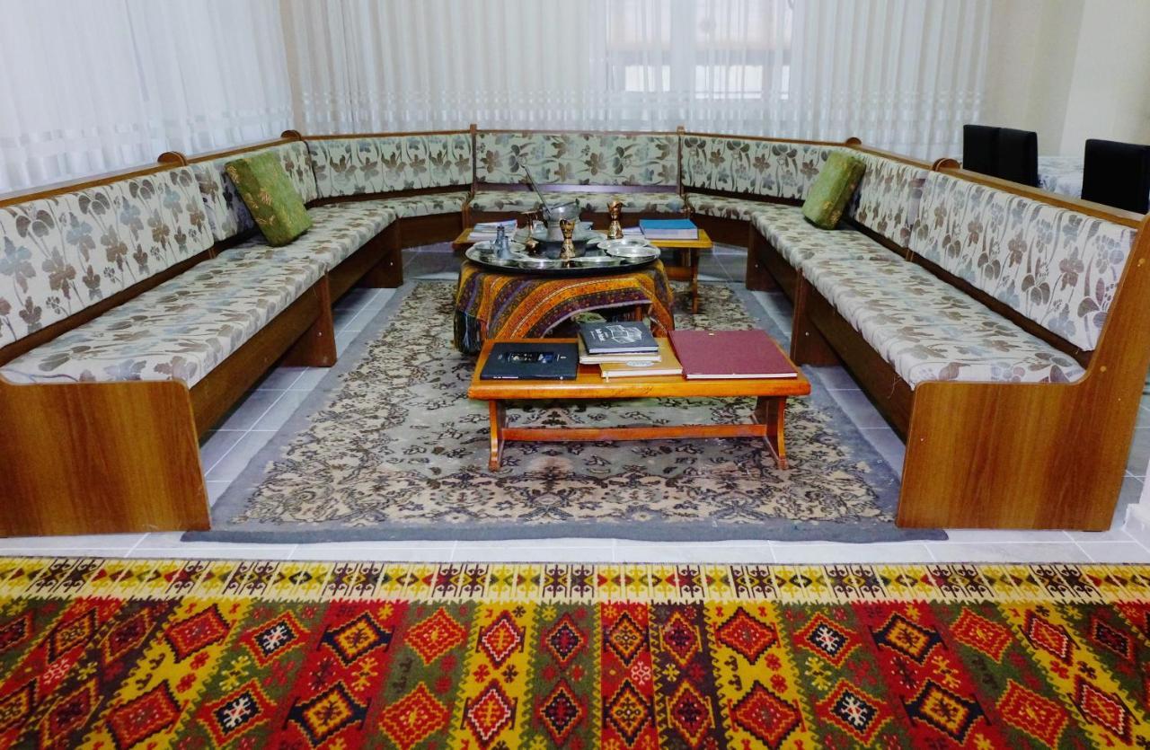 Sarimese Otel Demirci   エクステリア 写真